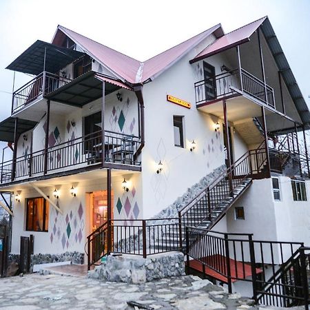 Paxlava Guesthouse & Restaurant Дилиян Екстериор снимка