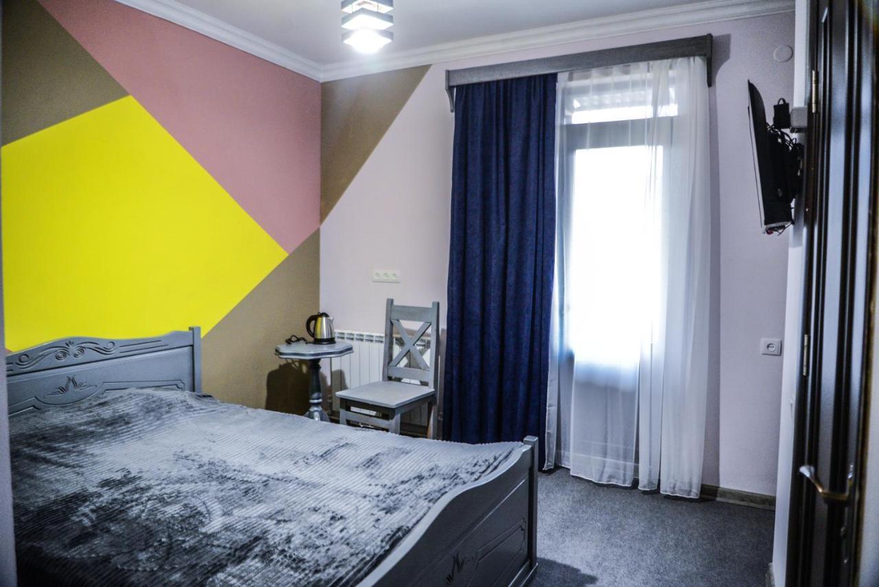 Paxlava Guesthouse & Restaurant Дилиян Екстериор снимка