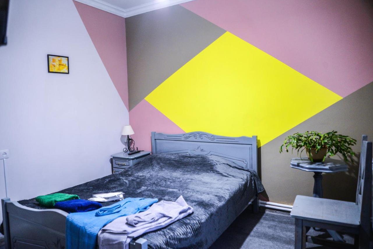 Paxlava Guesthouse & Restaurant Дилиян Екстериор снимка