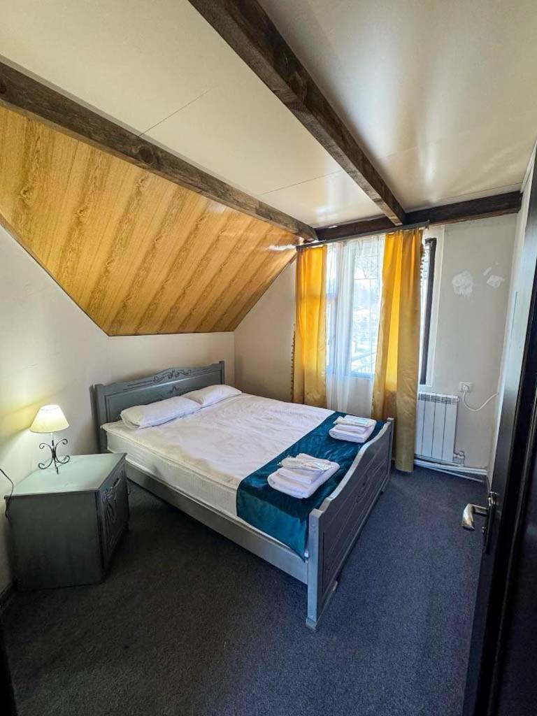 Paxlava Guesthouse & Restaurant Дилиян Екстериор снимка