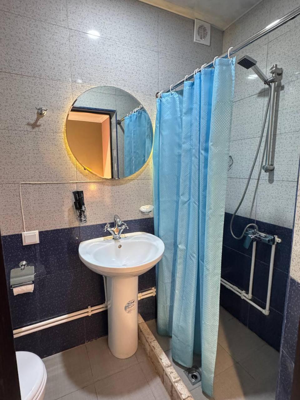 Paxlava Guesthouse & Restaurant Дилиян Екстериор снимка