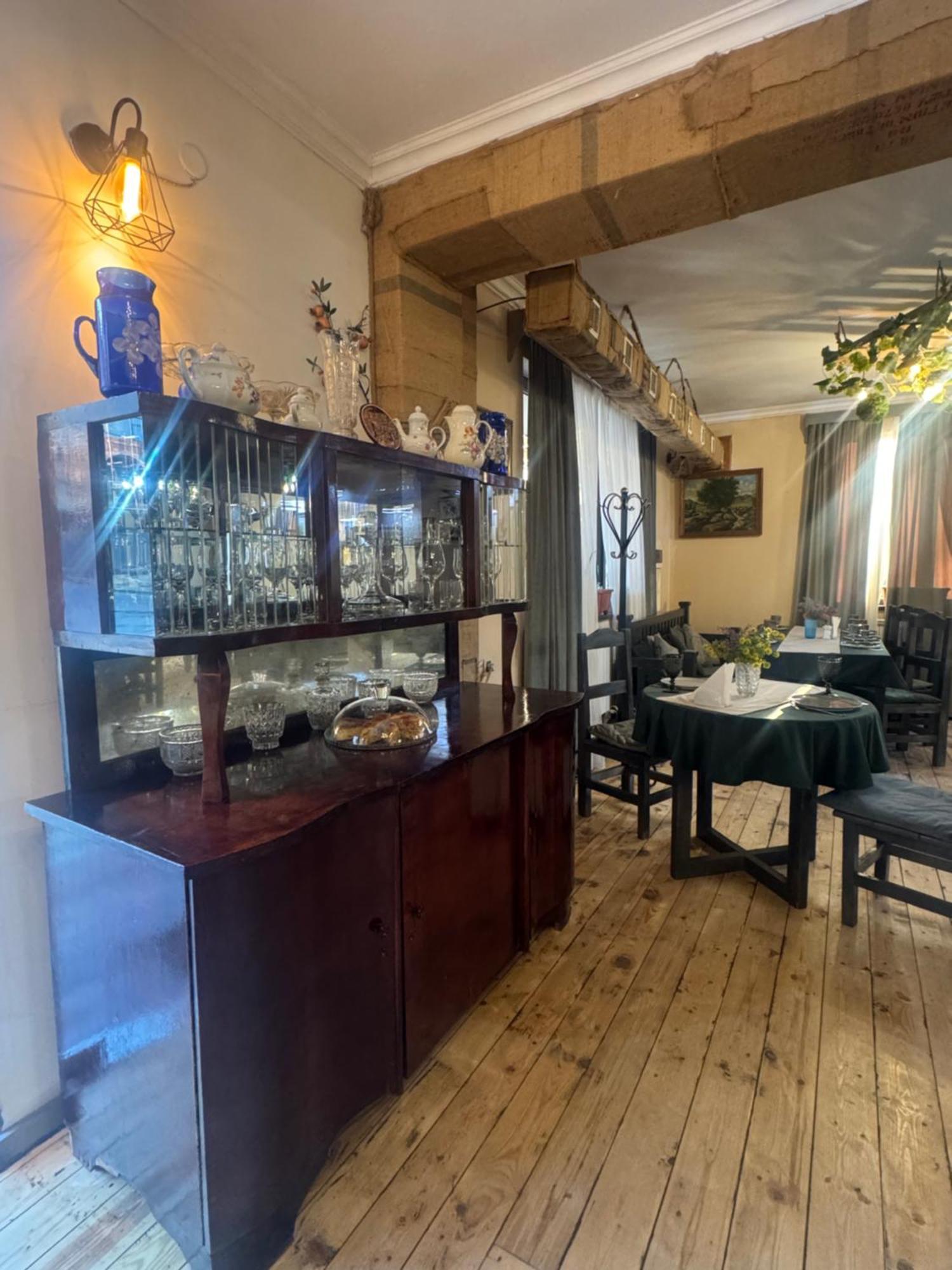 Paxlava Guesthouse & Restaurant Дилиян Екстериор снимка