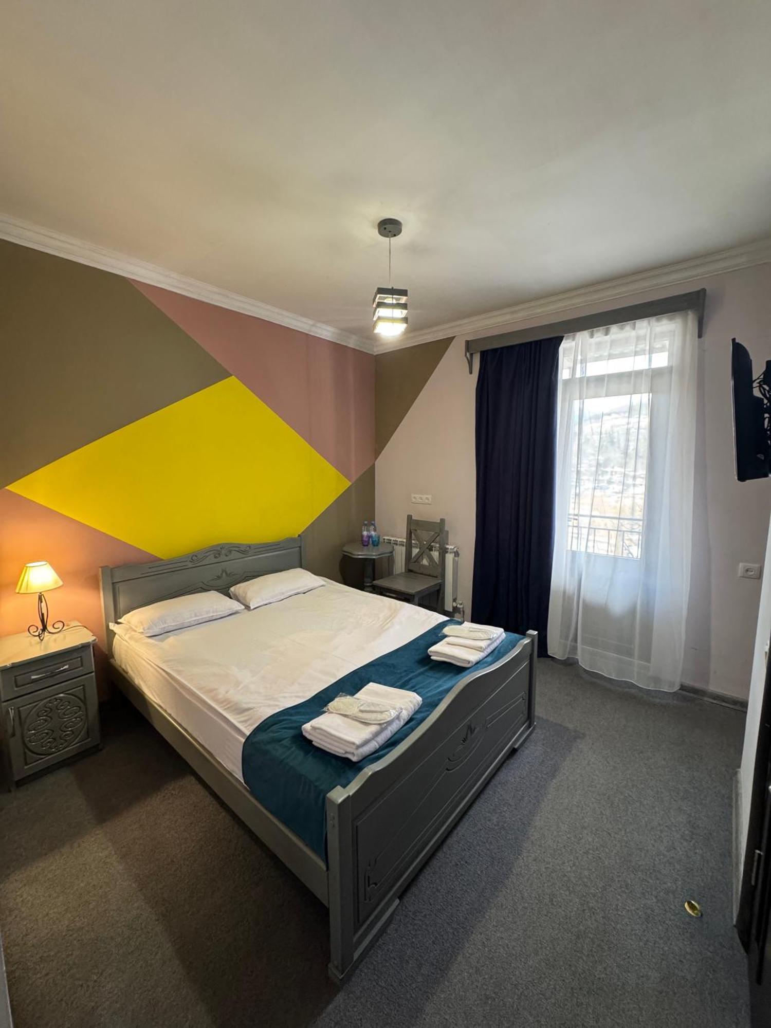 Paxlava Guesthouse & Restaurant Дилиян Екстериор снимка