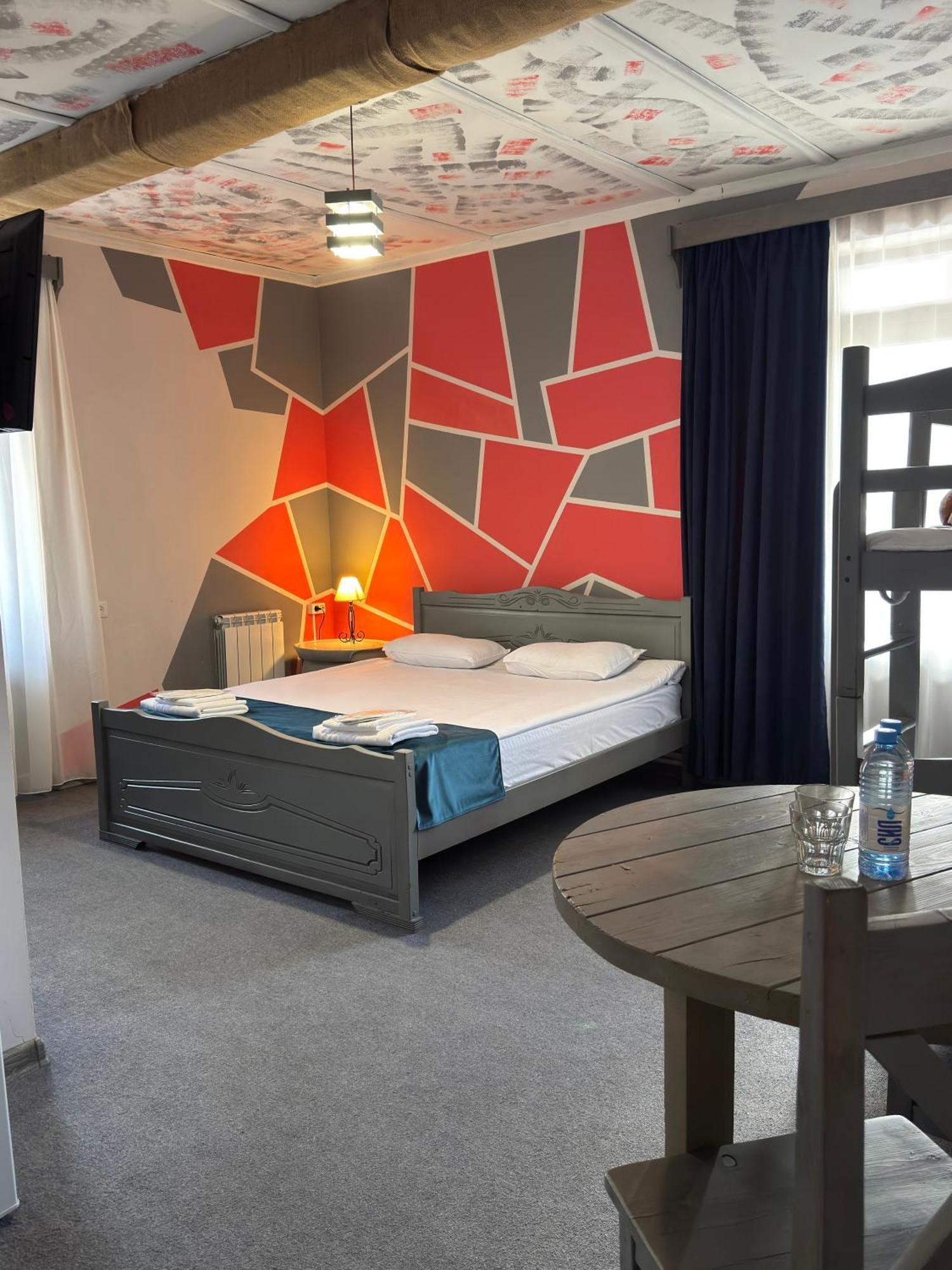 Paxlava Guesthouse & Restaurant Дилиян Екстериор снимка